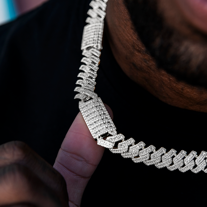 Diamond Baguette Station Cuban Chain in White Gold- 12mm